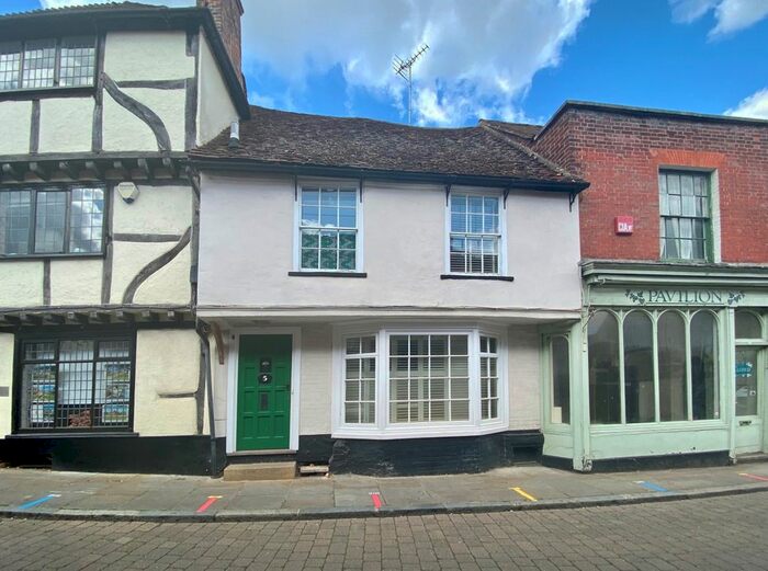 2 Bedroom Cottage To Rent In Church Street, Godalming, GU7