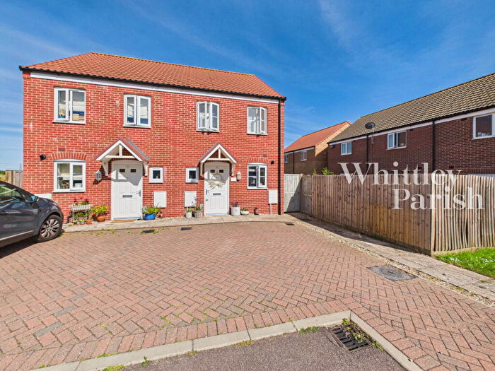 2 Bedroom Semi-Detached House For Sale In Bunting Drive, Diss, IP22