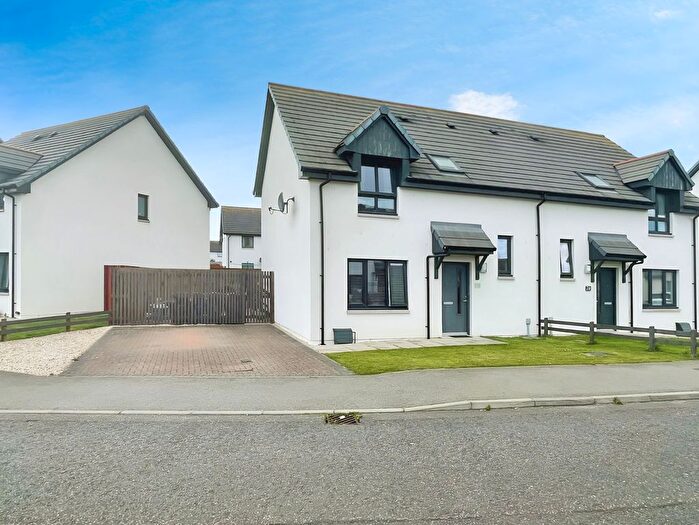 3 Bedroom Semi-Detached House For Sale In Ewing Crescent, Buckie, AB56