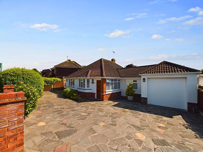 2 Bedroom Detached Bungalow For Sale In Stanley Road, Broadstairs, CT10