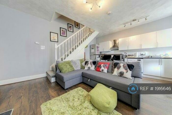 1 Bedroom Terraced House To Rent In Olive Street, Bacup, OL13