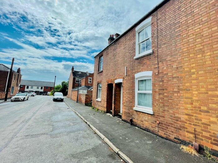 2 Bedroom Terraced House To Rent In Edward Street, Leamington Spa, CV32