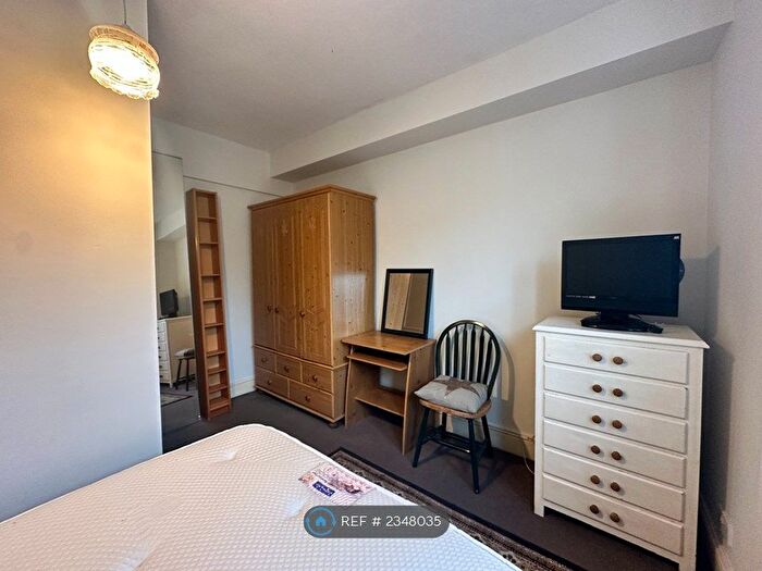 1 Bedroom Flat To Rent In Reporton Road, London, SW6