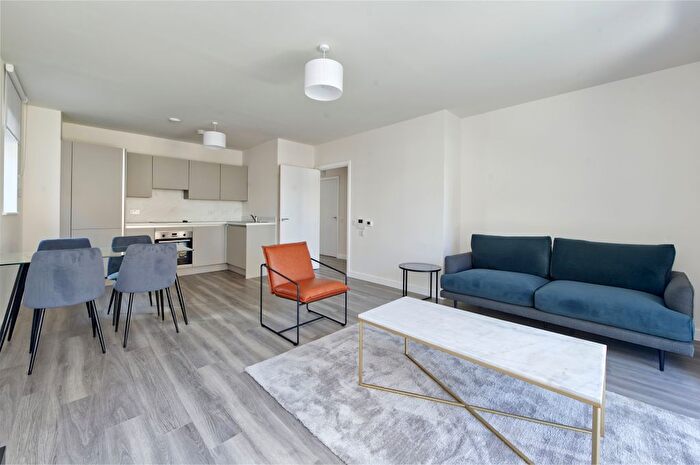 2 Bedroom Flat To Rent In Iris House, Plum Mews, Springfield Parkside, Tooting, SW17