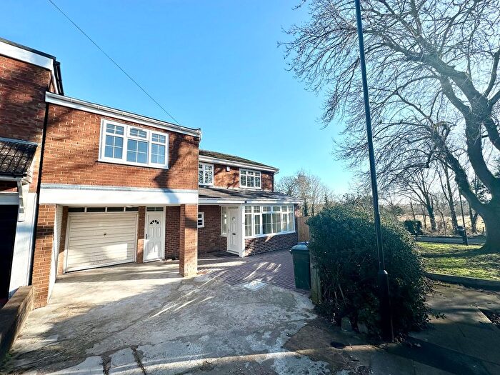 4 Bedroom Detached House To Rent In Buckfast Close, Coventry, CV3