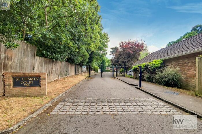 2 Bedroom Flat To Rent In St. Charles Court, St. Charles Place, Weybridge, KT13