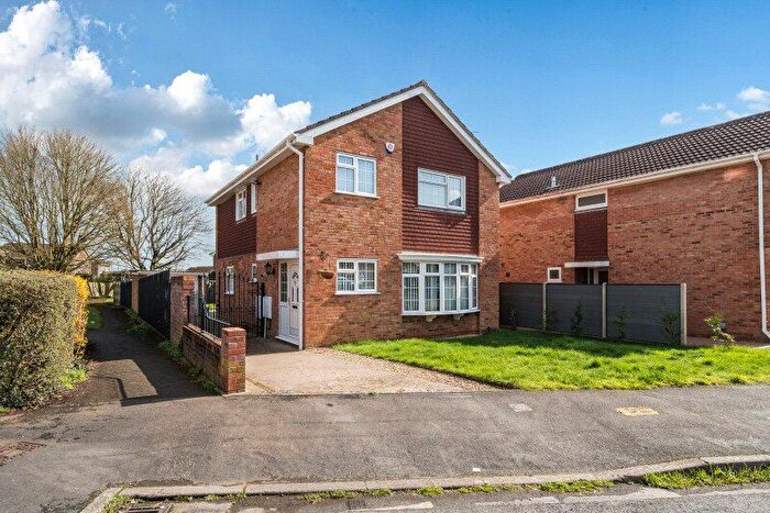 4 Bedroom Detached House For Sale In Ferndale Avenue, Longwell Green, Bristol, BS30