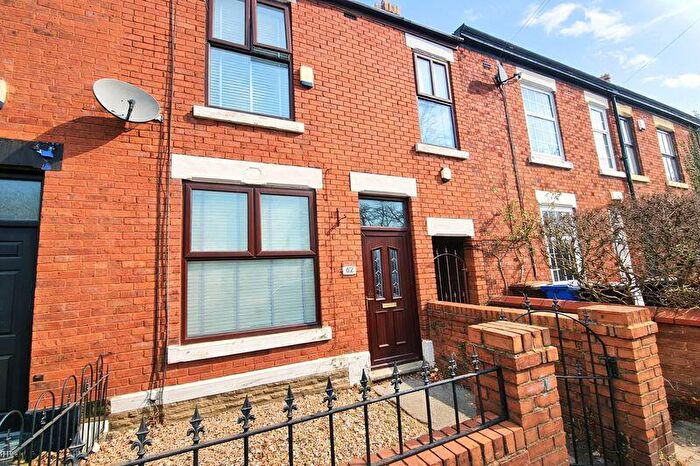 3 Bedroom Terraced House For Sale In Stockport Road East, Bredbury, SK6