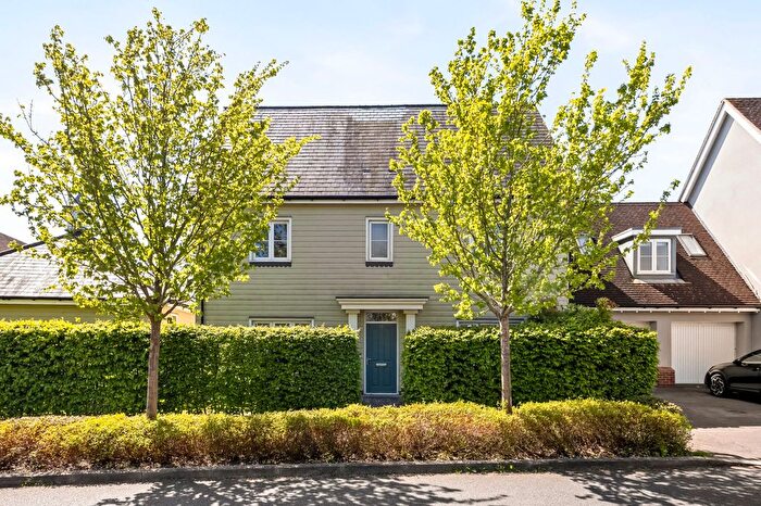 4 Bedroom Detached House For Sale In Churchill Way, Broadbridge Heath, RH12