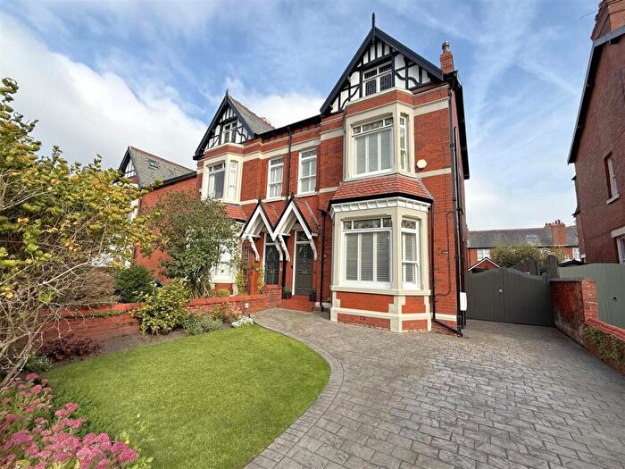 4 Bedroom Semi-Detached House For Sale In West Bank Avenue, Lytham St. Annes, FY8