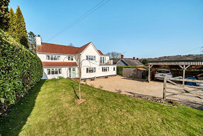 4 Bedroom Detached House For Sale In Bishopswood, Chard, TA20