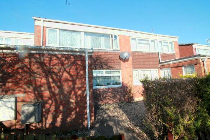 3 Bedroom Property To Rent In Fir Tree Close, Patchway, Bristol, BS34