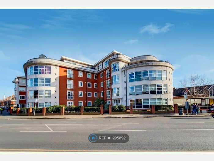 1 Bedroom Flat To Rent In Buick House, Kingston Upon Thames KT2
