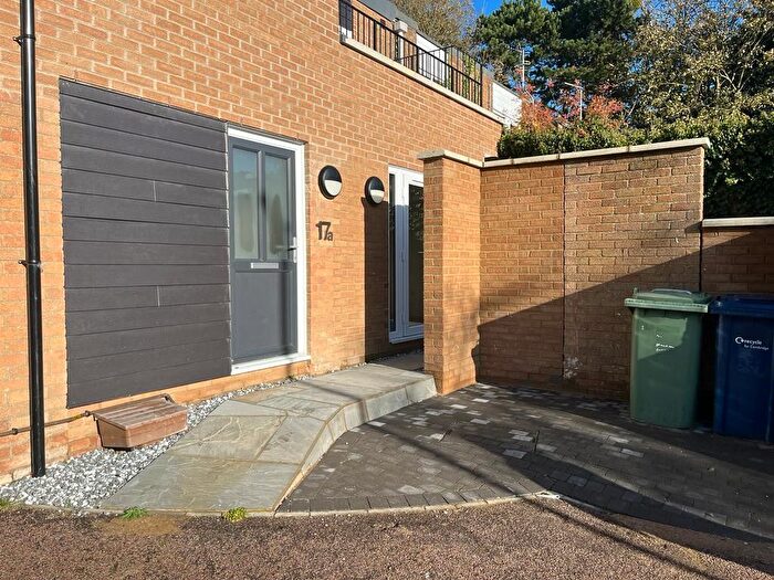 2 Bedroom Flat To Rent In Greenlands, Cambridge, CB2