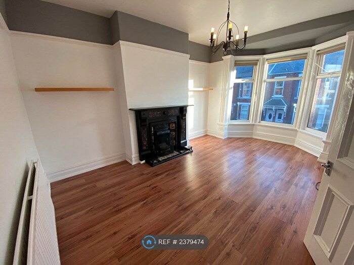 3 Bedroom Flat To Rent In Saint Vincent Street, South Shields, NE33