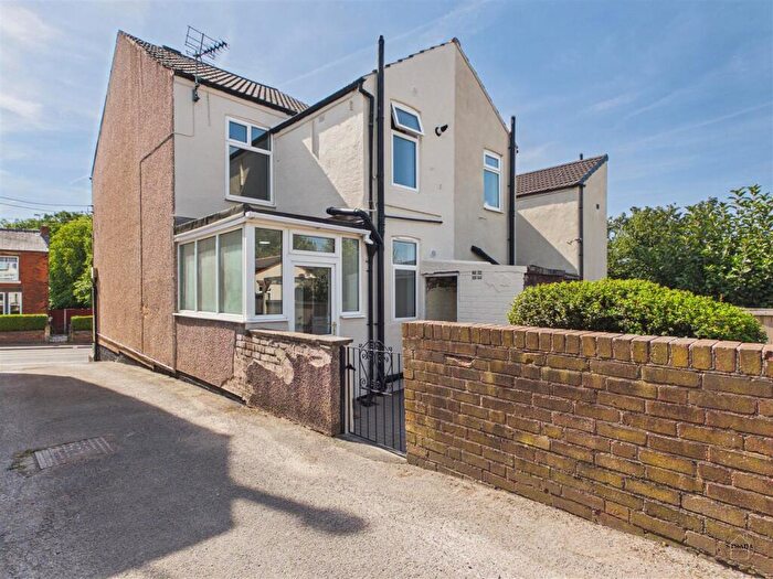 2 Bedroom Semi-Detached House For Sale In Williamthorpe Road, North Wingfield, Chesterfield, S42