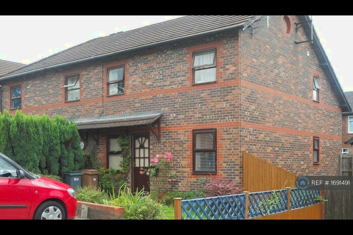 1 Bedroom Maisonette To Rent In Maryfield Walk, Stoke-On-Trent, ST4