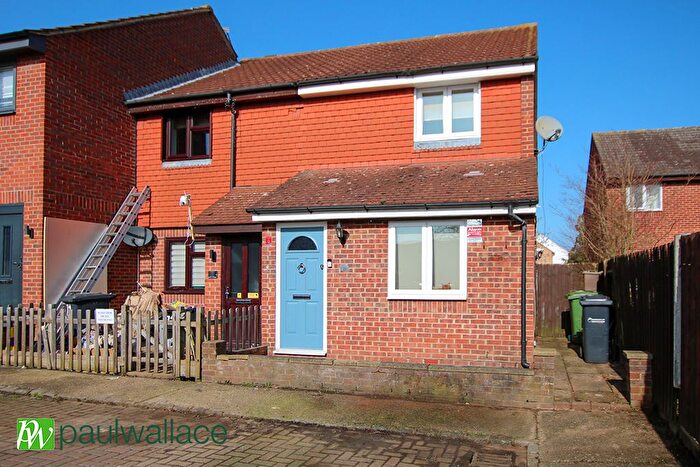 2 Bedroom Terraced House For Sale In Leaforis Road, West Cheshunt, EN7