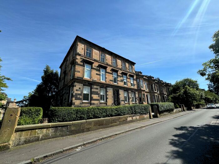 Studio To Rent In Hillhead Street, Flat, G12