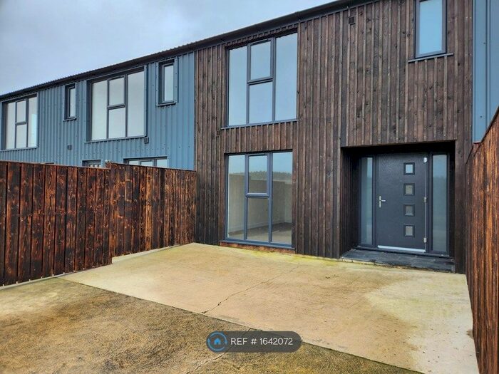 3 Bedroom Semi-Detached House To Rent In Stoney Hill Barns, Launceston, PL15