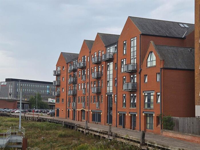 2 Bedroom Flat To Rent In High Street, Hull, HU1