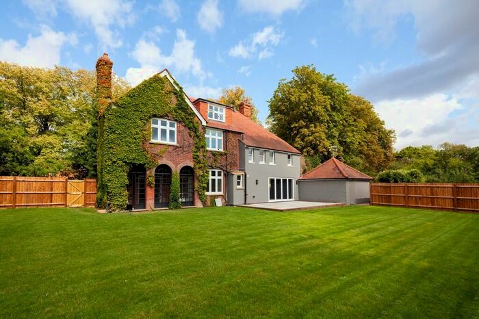 5 Bedroom Detached House To Rent In Haverhill Road, Little Wratting, CB9