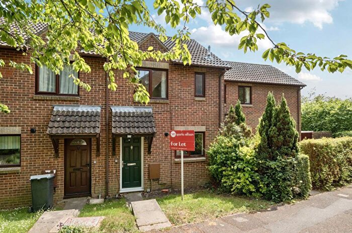 2 Bedroom Property To Rent In Harvest Close, Badger Farm, Winchester, SO22