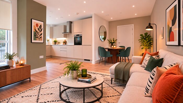2 Bedroom Apartment For Sale In Priory Court, Walthamstow, Waltham Forest, E17