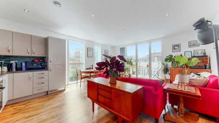 2 Bedroom Apartment To Rent In South Mill Apartment, Hebden Street, Hackney, E2