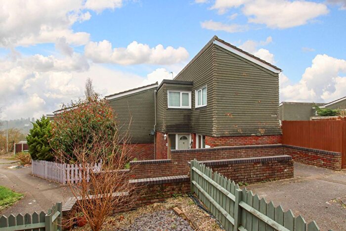 2 Bedroom End Terrace House For Sale In Lavender Walk, Hemel Hempstead, HP2