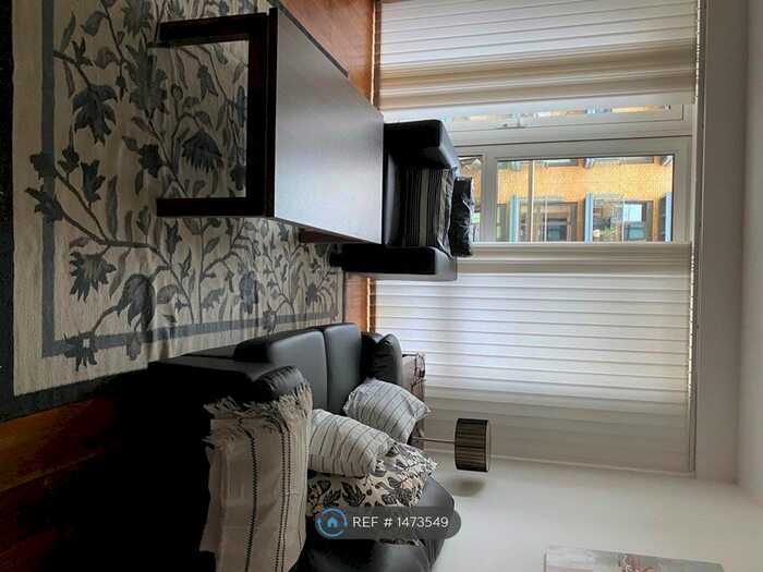 2 Bedroom Flat To Rent In Kew Bridge Road, London, TW8