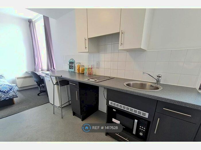 Studio To Rent In Hey Street, Bradford, BD7