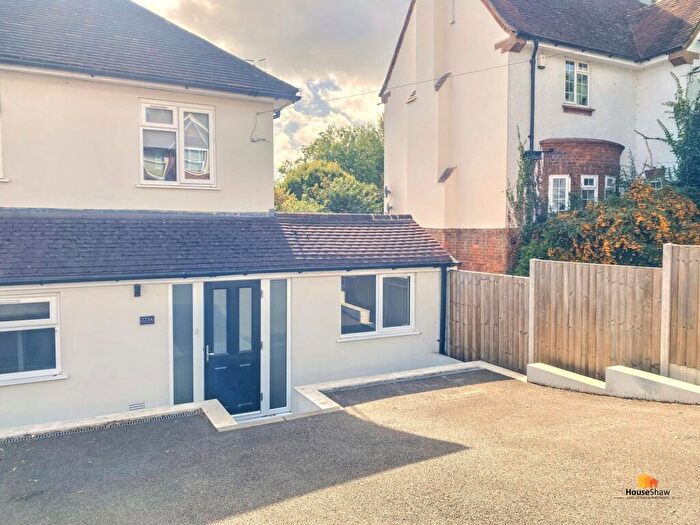 1 Bedroom Flat To Rent In West Wycombe Road, High Wycombe, HP12