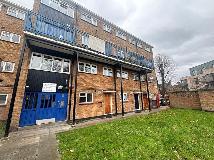 2 Bedroom Flat To Rent In Attlee Terrace, Prospect Hill, London, E17