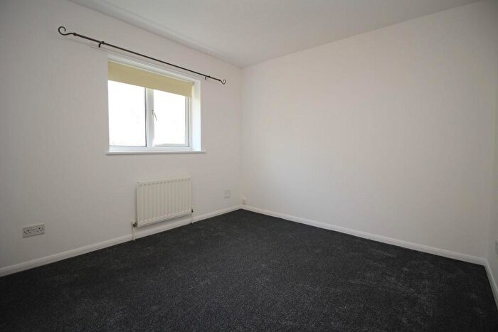 1 Bedroom Terraced House To Rent In Highwood Crescent, High Wycombe, HP12