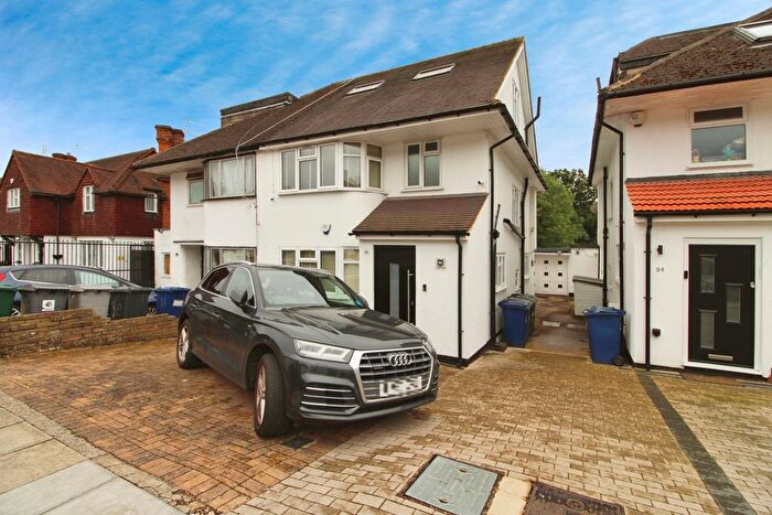 5 Bedroom Semi-Detached House To Rent In St. Margarets Road, Edgware, HA8