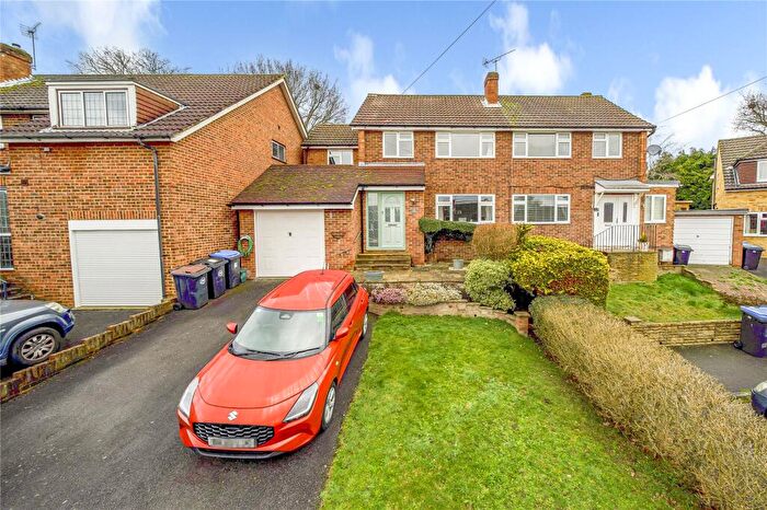4 Bedroom Semi Detached House For Sale In Firwood Close, St Johns, Woking, Surrey, GU21