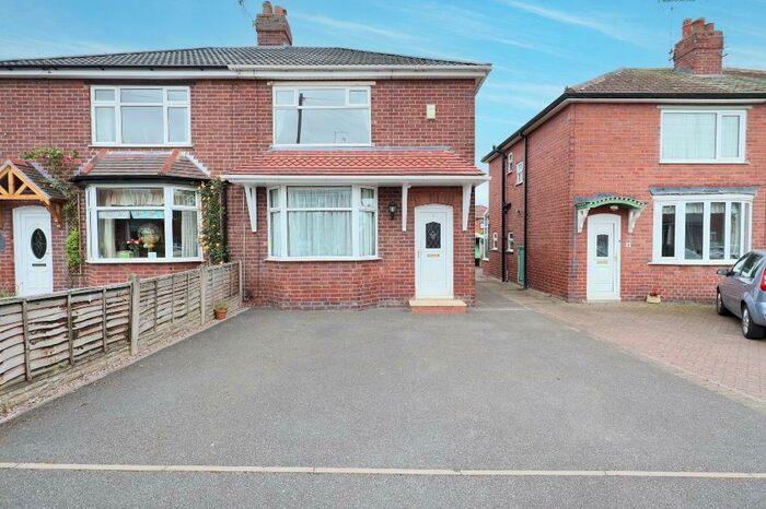 2 Bedroom Semi-Detached House To Rent In Craddock Road, Stafford, Staffordshire, ST16