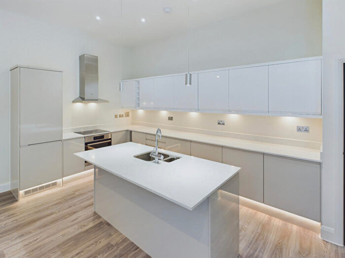 2 Bedroom Flat To Rent In Homefield Road, Exeter, EX1