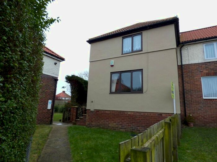 3 Bedroom Semi-Detached House To Rent In Tweddle Crescent, Blackhall Rocks, TS27