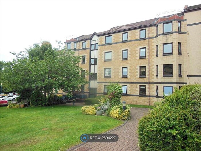 2 Bedroom Flat To Rent In West Bryson Road, Edinburgh, EH11