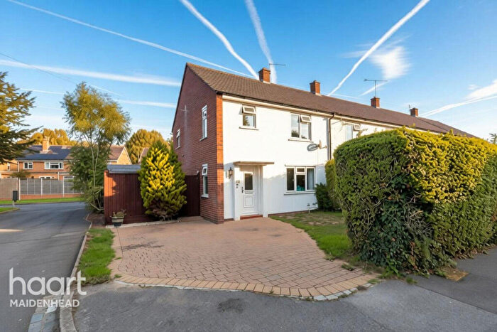3 Bedroom End Of Terrace House For Sale In Gwent Close, Maidenhead, SL6