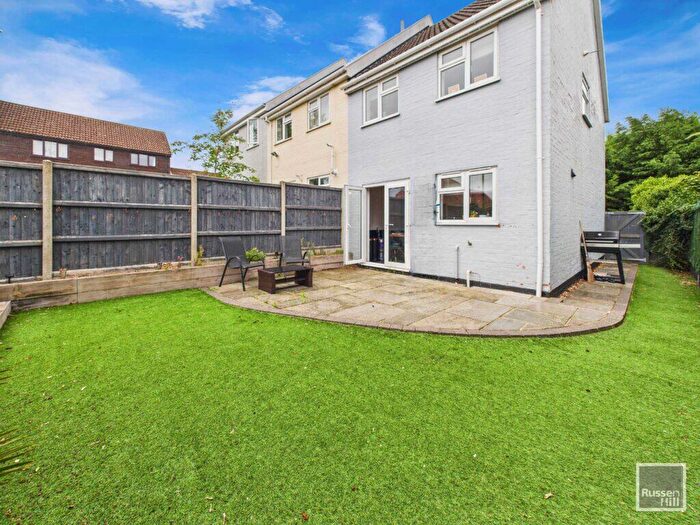 3 Bedroom End Of Terrace House For Sale In Gravel Hill, Stoke Holy Cross, NR14