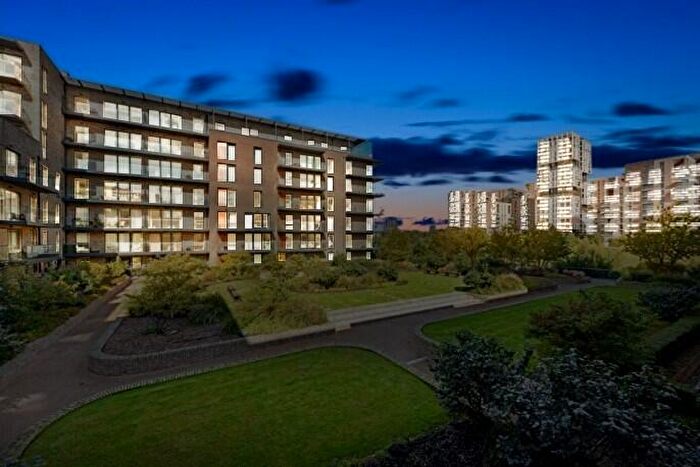 2 Bedroom Apartment For Sale In Tizzard Grove Blackehath, SE3