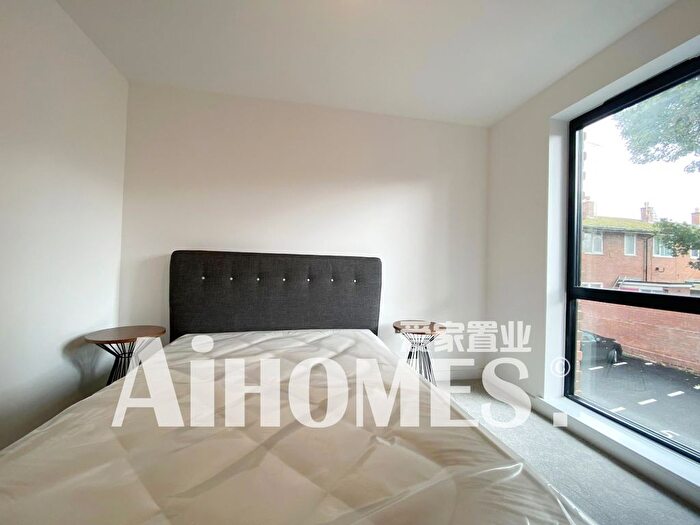 1 Bedroom Flat To Rent In Oscar House First Floor, Cleworth Street, Manchester, M15