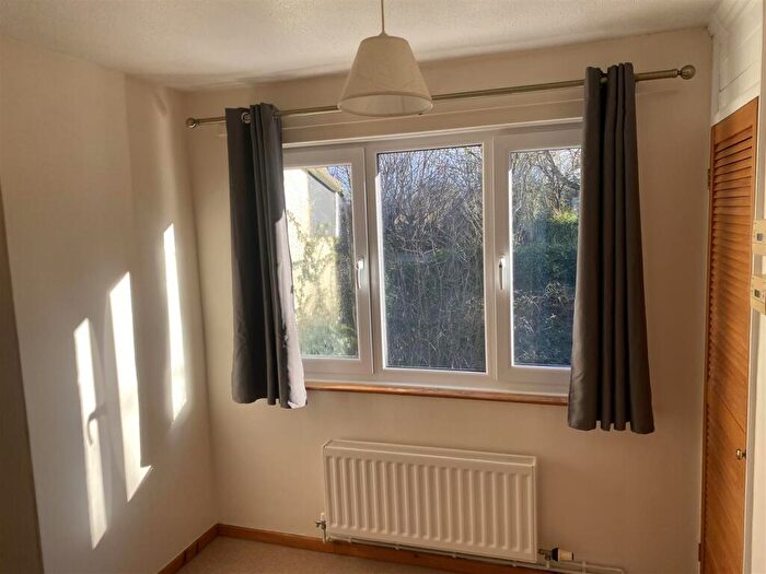 3 Bedroom Terraced House For Sale In Maes Ingli, Newport, SA42