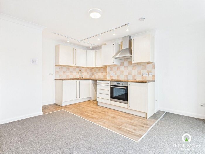 2 Bedroom Flat To Rent In Grosvenor Place, Margate, Kent, CT9