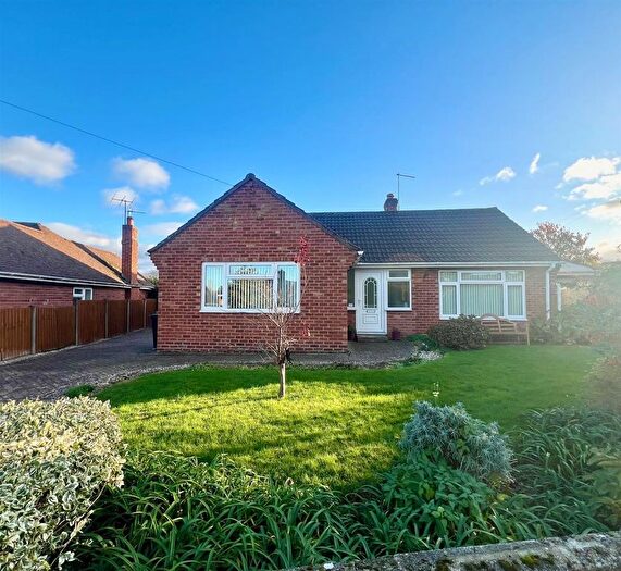 2 Bedroom Detached Bungalow For Sale In Russell Drive, Malvern, WR14