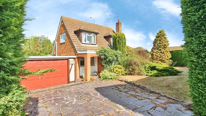 3 Bedroom Chalet For Sale In Newbury Lane, Silsoe, Bedfordshire, MK45