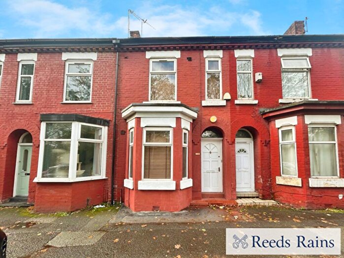 4 Bedroom Terraced House For Sale In Fitzwarren Street, Salford, Greater Manchester, M6